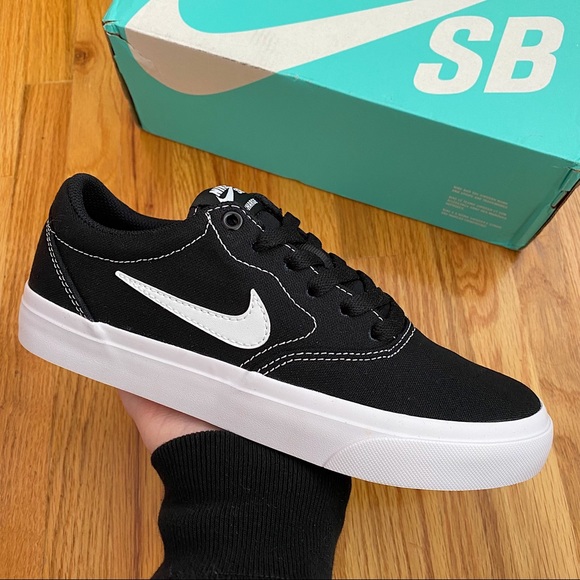 Nike Shoes | Nike SB Charge Womens Sneakers | Color: Black/White | Size: 7.5 | Pm-45511999's Closet